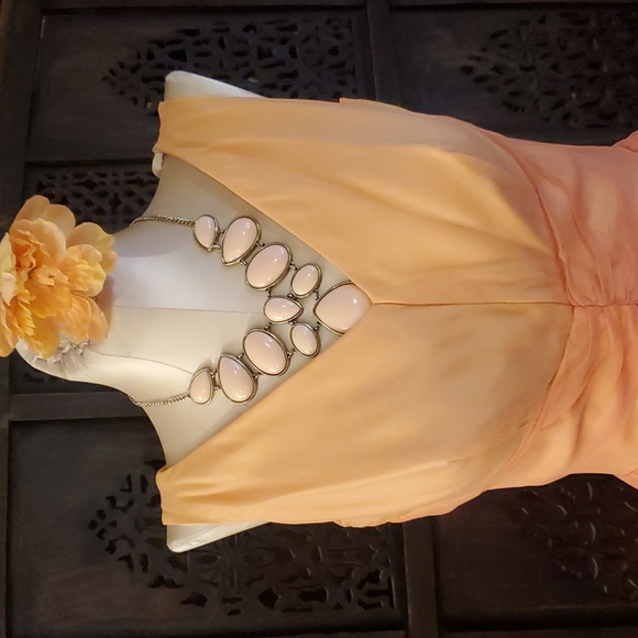 Pink and gold statement necklace - Picture 10 of 10